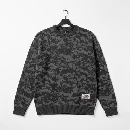 The Essential Knit : Onyx Noir